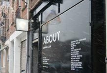 Winkelen en bierdrinken gaan samen bij About