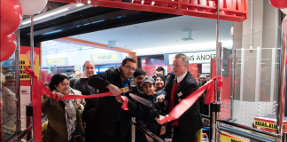 Dirk open bij Plein ’40-’45