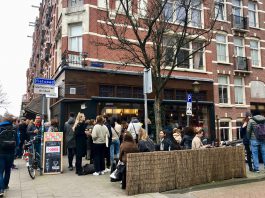 Veel toeloop bij opening café Gebrouwen door Vrouwen