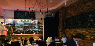 The Tajine Bar is als een Arabisch sprookje