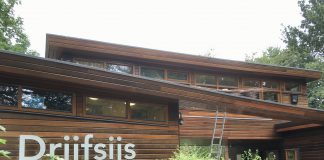 Bewonersbedrijf wint exploitatie Drijfsijs Sloterpark