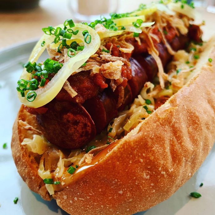 INDISCHE HOTDOG
