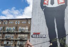 Portret Van der Laan onthuld op Mercatorplein