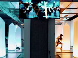 Spelen met Virtual Reality op Sloterdijk