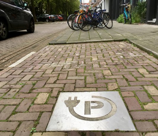 Meer oplaadplaatsen elektrische auto’s