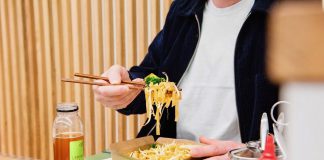 Pad thai-imperium strijkt neer in Kinkerstraat