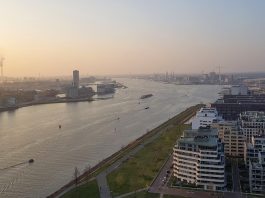 Visie: verbinding over het IJ via Stenen Hoofd of Haparandadam