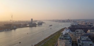 Visie: verbinding over het IJ via Stenen Hoofd of Haparandadam