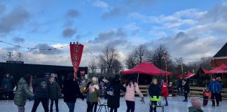 32 x klein geluk in West