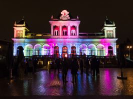 Vondel CS in het licht