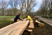 Nieuwe picknicktafel en nog meer hout voor thuis