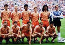 Cruyff Court opent op Balboaplein. Komen Gullit en Rijkaard?