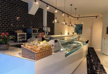 Indonesisch eten uit de Jan van Galenstraat als troost in bange dagen