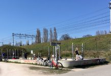 Het is nog steeds druk bij fitnesstoestellen in het Westerpark
