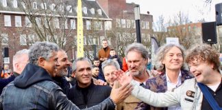 Rijkaard en Gullit terug op ‘geweldig’ Balboaplein Terug op het Balboaplein. (Foto Richard Mooyman)