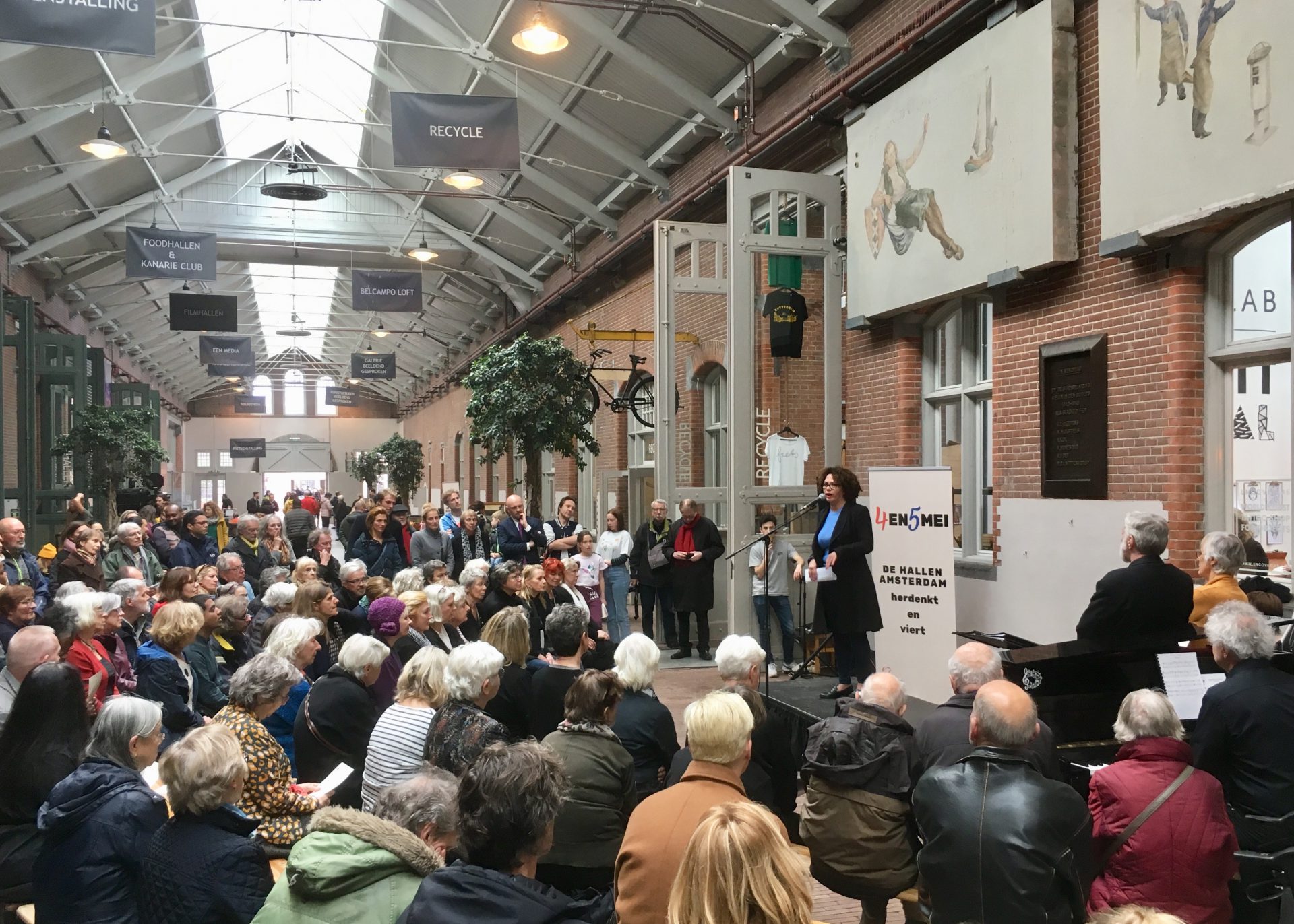 Foto’s gezocht uit oorlogsjaren voor expo De Hallen - Nieuws - De Westkrant