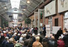 Herdenken en vieren met De Hallen