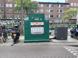 Gemeente: oude kleren thuishouden