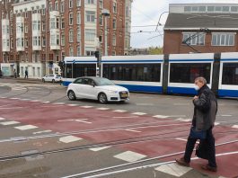 GVB laat meer trams en bussen rijden