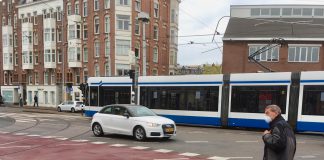 GVB laat meer trams en bussen rijden