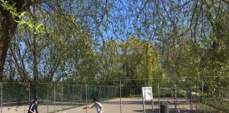 Tennisbaantje in Westerpark dicht