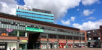 Bomen en zitgelegenheid op Bos en Lommerplein