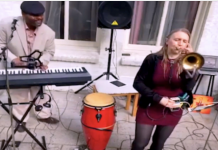 Saskia Laroo en Warren Byrd spelen vrijdagmiddag in de achtertuin