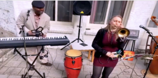 Saskia Laroo en Warren Byrd spelen vrijdagmiddag in de achtertuin