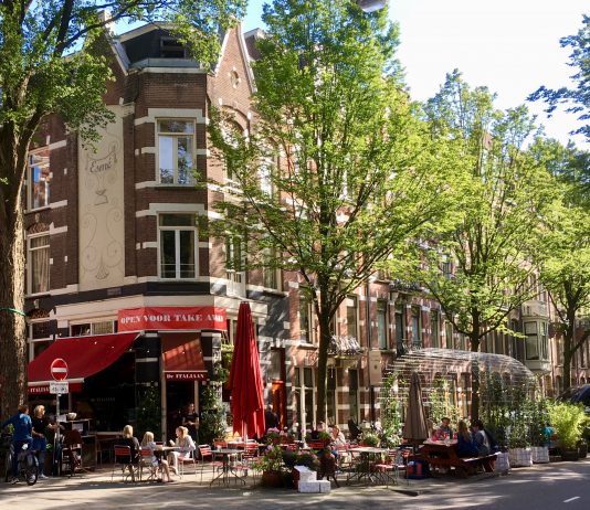 Restaurant De Italiaan strijdt voor behoud groene pergola