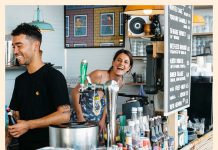 De smaak van de Molukken in West