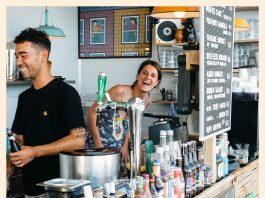 De smaak van de Molukken in West