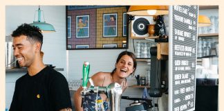 De smaak van de Molukken in West