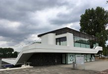 Restaurant Oeverzicht in pand Oostoever