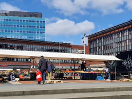 Bezoekers Bos en Lommerplein zien markt liever niet verdwijnen
