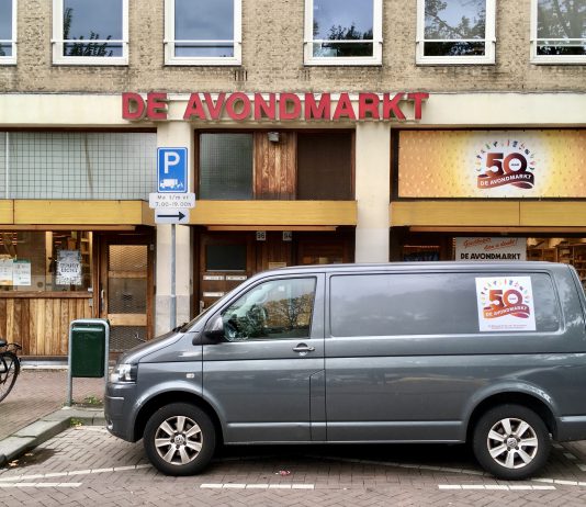 ‘De Avondmarkt moet open blijven’