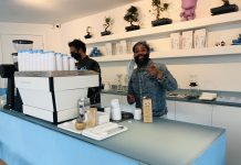 Waarom staat er toch steeds een rij bij de Ao Bar?