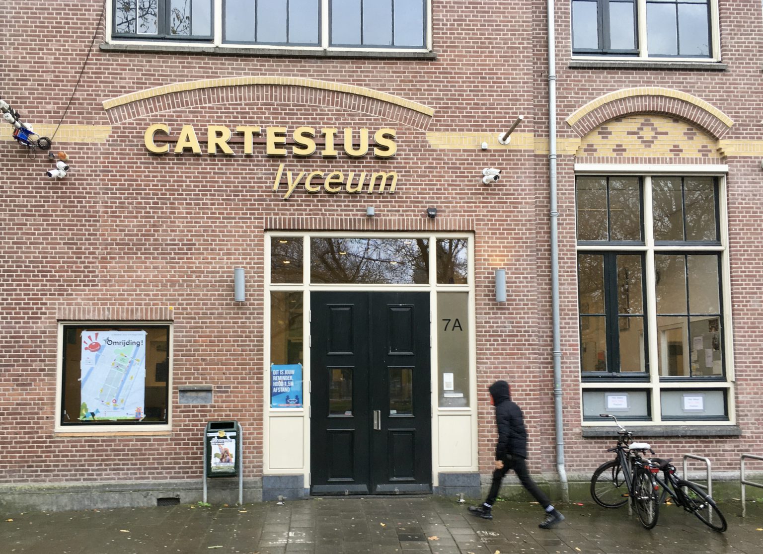 Cartesius Lyceum na coronabesmettingen tijdelijk dicht - Nieuws - De