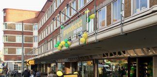 Wijnhandel strijkt neer in Jan Evertsenstraat