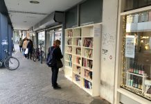 Boekenkasten mogen toch blijven staan