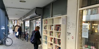 Boekenkasten mogen toch blijven staan