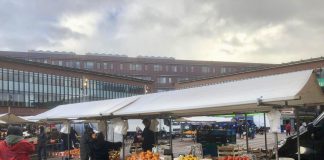 Op het Bos en Lommerplein is niemand blij met het verdwijnen van de markt