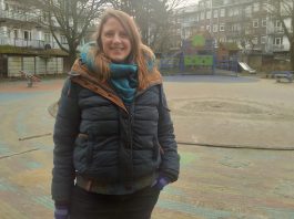 Karin Nooij, vrijwilliger speeltuin: ‘Als alleenstaande ouder komt alles op jou aan’