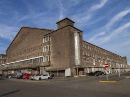 Centrale Markthal krijgt grootste zonnedak van Amsterdam