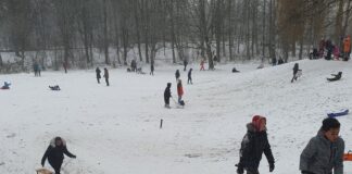 Hier vind je de fijnste plekken om te sleeën in West