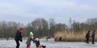 Vaarverbod en sluizen dicht: gaan we straks schaatsen?