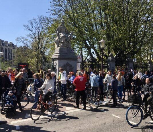 Vondelpark ontruimd wegens drukte