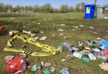 Deze troep lieten feestvierders achter in het Westerpark