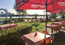 Buon Gusto Deli, bar e gastronomia met uitzicht op het IJ