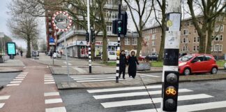 Spiegel moet kruispunt Jan van Galenstraat veiliger maken