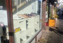 Kledingbank Amsterdam-West heeft hulp nodig